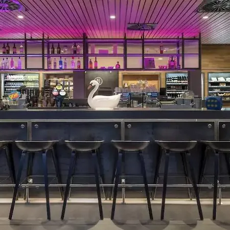 Hotel Moxy