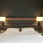 Moxy Hotel York
