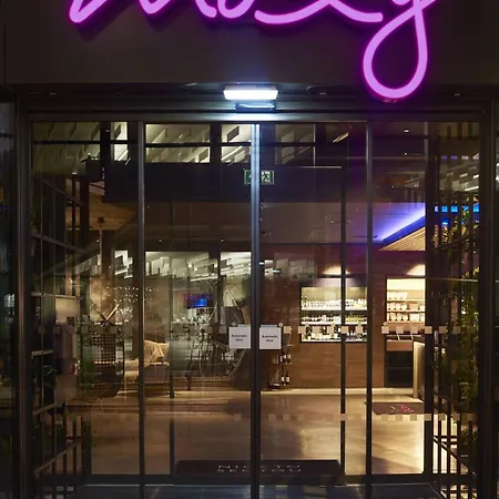 Ξενοδοχείο Moxy