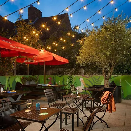 Moxy Отель 4*