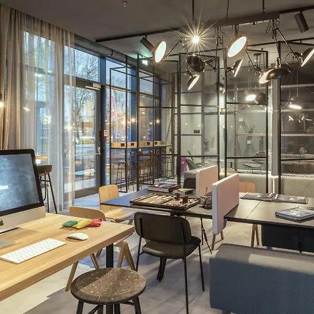 Moxy Отель 4*