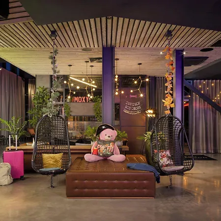 Moxy Отель 4*