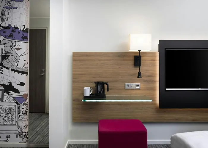 Ξενοδοχείο Moxy 4*